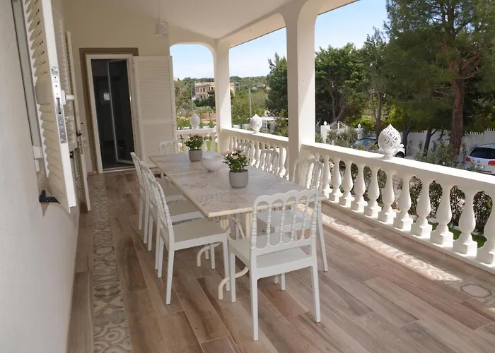 Rudy Castellana Grotte